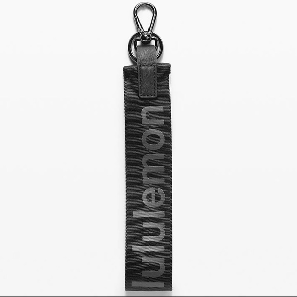 Lululemon Never Lost Keychain Black Super Dark NWT - Picture 4 of 4